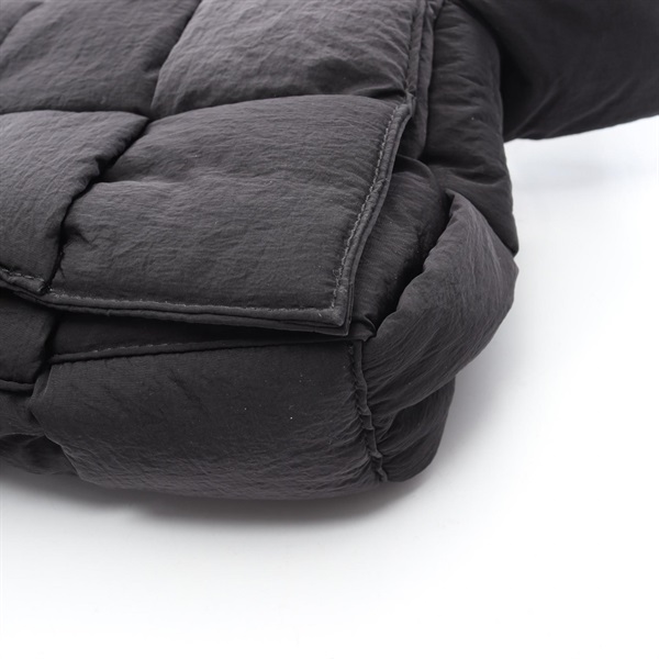ボッテガヴェネタ(BOTTEGA VENETA)ボッテガヴェネタ PADDED TECH