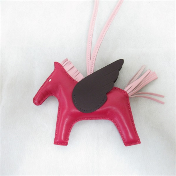 エルメスチャームMM ペガサスhermes フランボワーズローズサクラ