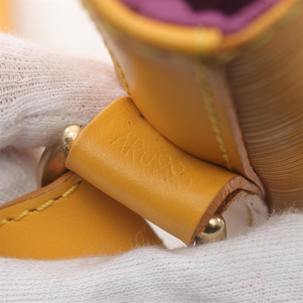 ルイ・ヴィトン(LOUIS VUITTON)ルイ・ヴィトン プチノエ エピ タッシリ