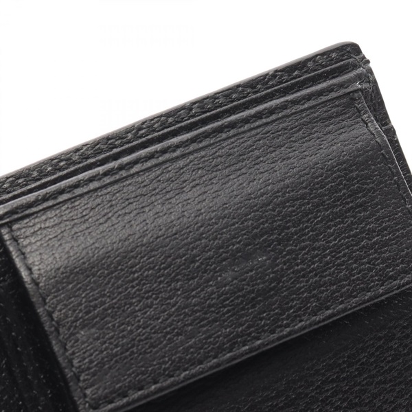 タニマチ一郎 ✨GUCCI エンボス　二つ折り財布 タニマチ一郎 様専用✨GUCCI エンボス 二つ折り財布