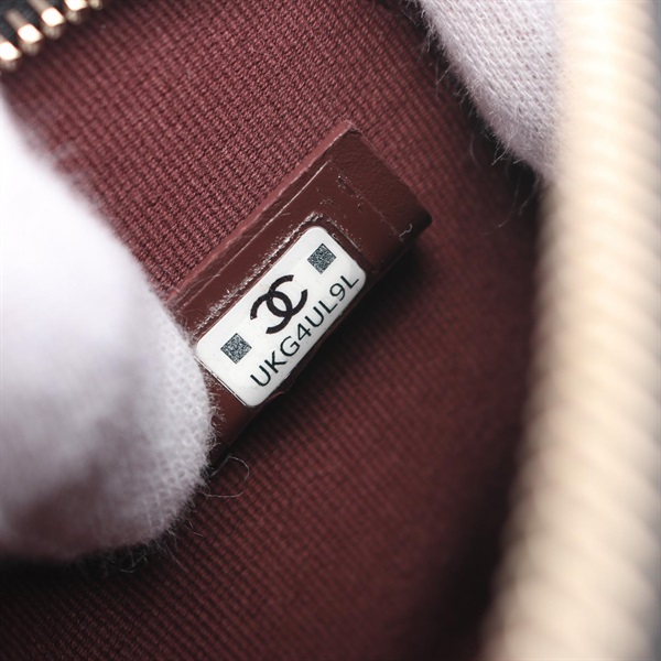 シャネル(CHANEL)シャネル マトラッセ クラシック チェーンクラッチ