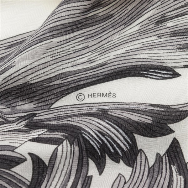 明日1日まで値下げTulipomanie 24AWトライアングルジェアン未使用品 エルメス(HERMES)エルメス トライアングルジェアン Tulipomanie