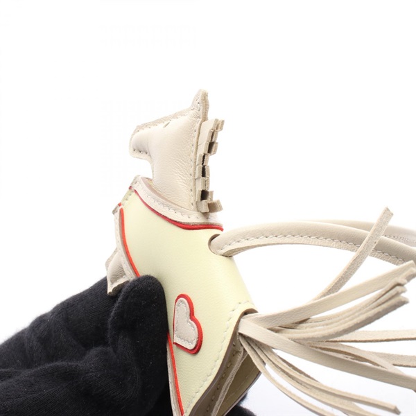 エルメスロベオクールクレジョーヌミルトン