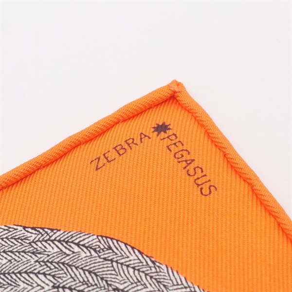 エルメス(HERMES)エルメス カレ20 ナノカレ ZEBRA PEGASUS スカーフ