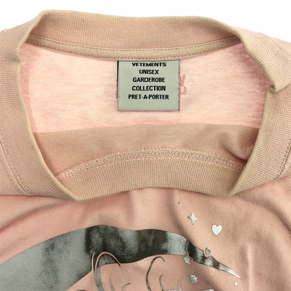 ヴェトモン(VETEMENTS)ヴェトモン Tシャツ 半袖シャツ 衣料品 トップス