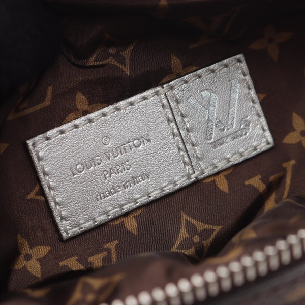 ルイ・ヴィトン(LOUIS VUITTON)ルイ・ヴィトン マキシ バムバッグ LV