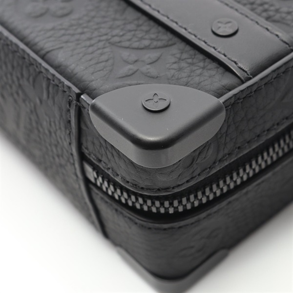 ルイビトンのバックキズやこすれがあっても5000円で買います Louis Vuitton Repair] No pure white vachetta leather used! An
