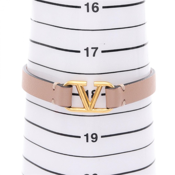 ヴァレンティノ・ガラヴァーニ(Valentino Garavani)ヴァレンティノ