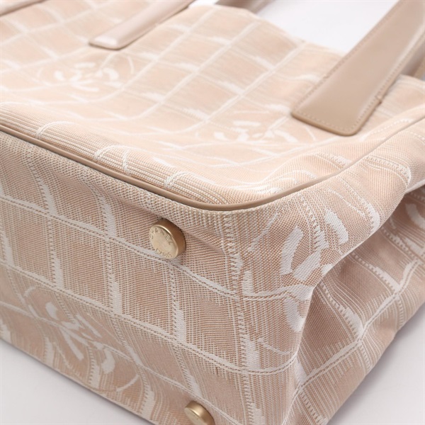 シャネル(CHANEL)シャネル ニュートラベルラインPM トートバッグ