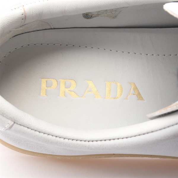 プラダ(PRADA)プラダ トライアングルロゴ ユーズド加工 スニーカー 靴