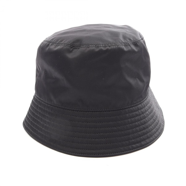 プラダ(PRADA)プラダ Re-Nylon 三角プレート バケット ハット 帽子