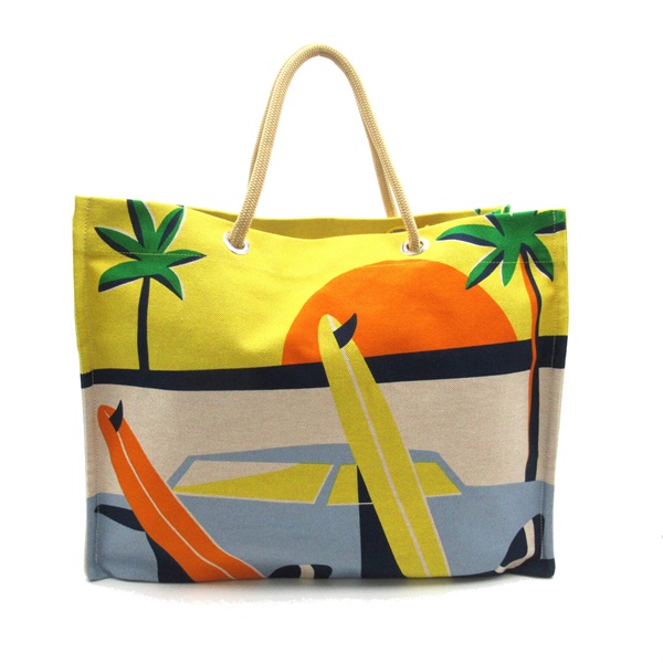 Cyclamen　エルメスラグ【最終価格】 HERMES 未使用品◎HERMES エルメス 22年製 カレ140 Grand Tralala