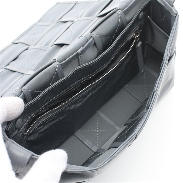 ボッテガヴェネタ(BOTTEGA VENETA)ボッテガヴェネタ カセット マキシ