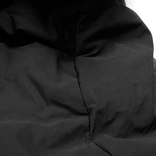 バーバリー(BURBERRY)バーバリー ホースフェリー ダウンジャケット