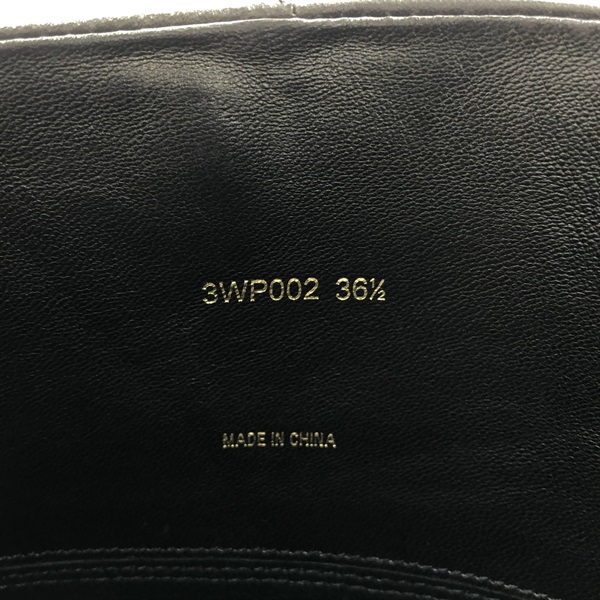 プラダスポーツ リネアロッサ(PRADA SPORT LINEA ROSSA)プラダスポーツ