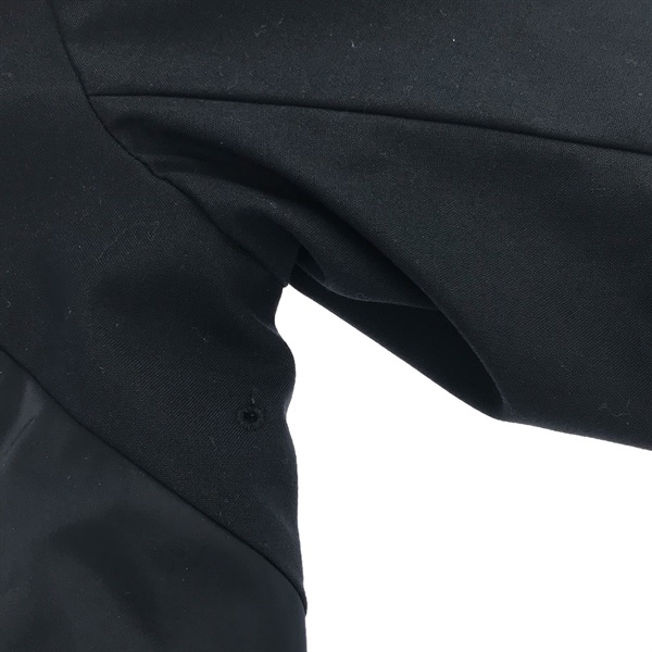 黒タグ Giorgio Armani アルマーニ ホワイト マウンテンパーカー 黒