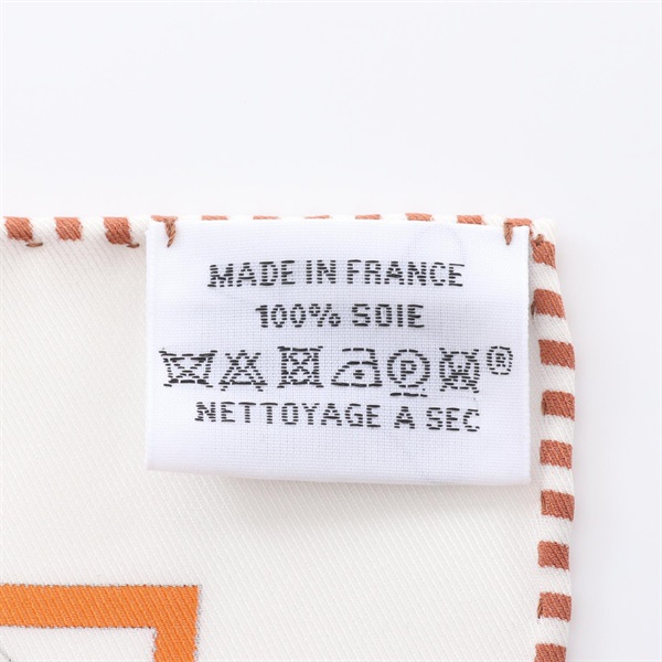 HERMES カレ70 BOUQUETS SELLIER スカーフ エルメス(HERMES)エルメス カレ70 BOUQUETS SELLIER スカーフ 衣料品