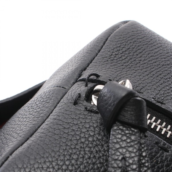 フェンディ(FENDI)フェンディ セカンドバッグ クラッチバッグ