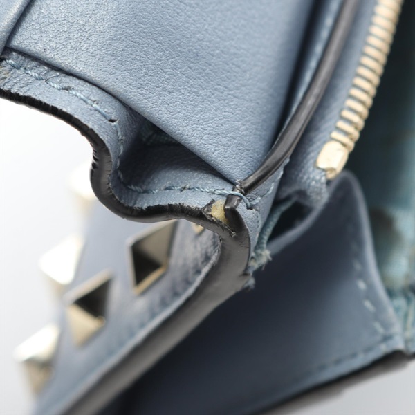 ★美品★VALENTINO GARAVANI ロックスタッズ 二つ折り財布 楽天市場】【10/30限定・最大2万円OFFクーポン配布中】VALENTINO