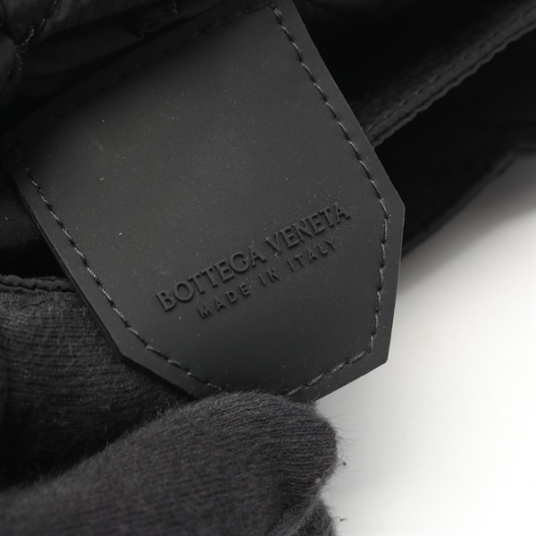 ボッテガヴェネタ(BOTTEGA VENETA)ボッテガヴェネタ PADDED CASSETTE
