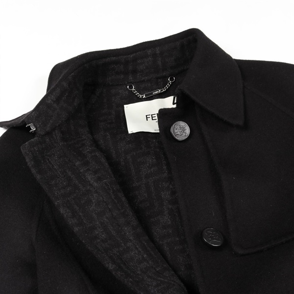 フェンディ(FENDI)フェンディ FFカリグラフィロゴボタン その他コート
