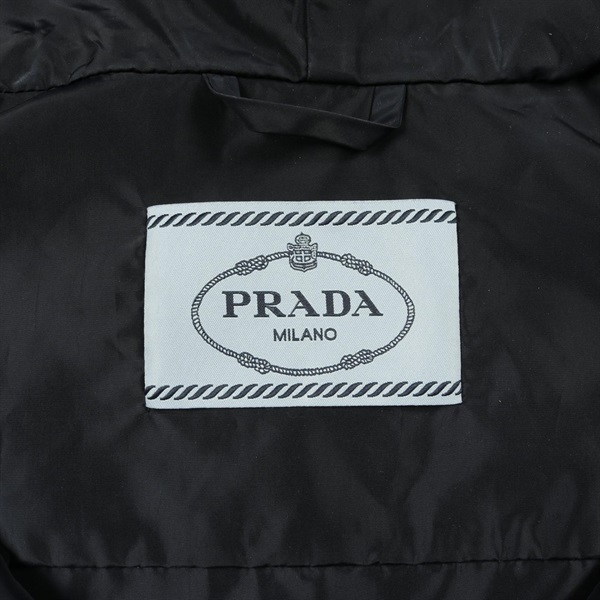 プラダ(PRADA)プラダ トライアングルロゴ その他コート 衣料品