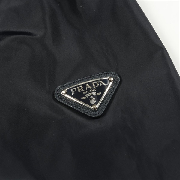 プラダ(PRADA)プラダ トライアングルロゴ その他コート 衣料品