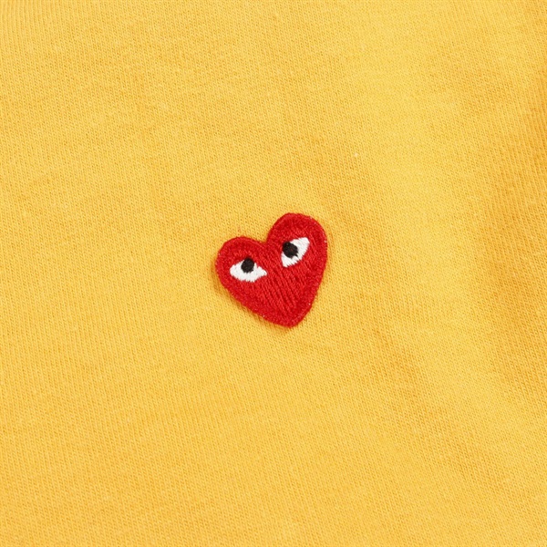 プレイコムデギャルソン(PLAY COMME des GARCONS)プレイ