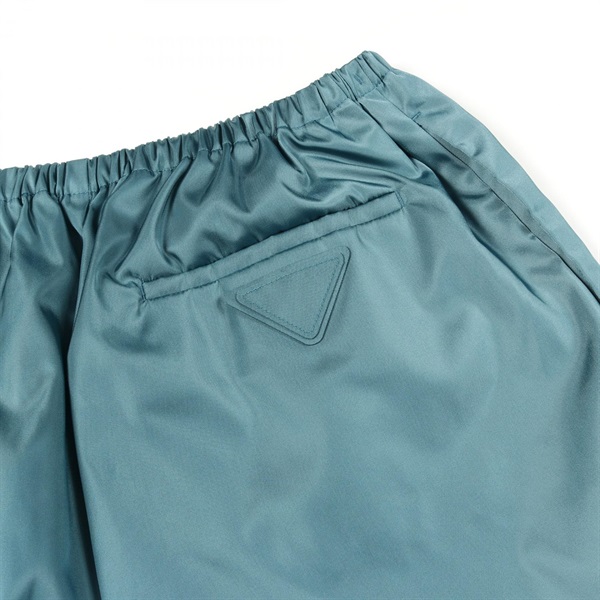 プラダ(PRADA)プラダ Re-Nylon パンツ 衣料品 ボトムス メンズ