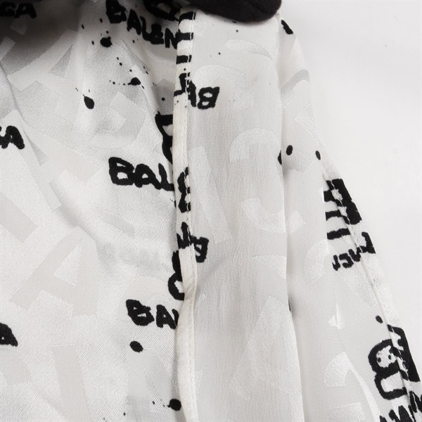 バレンシアガ(BALENCIAGA)バレンシアガ BBロゴ総柄 ワンピース 衣料品
