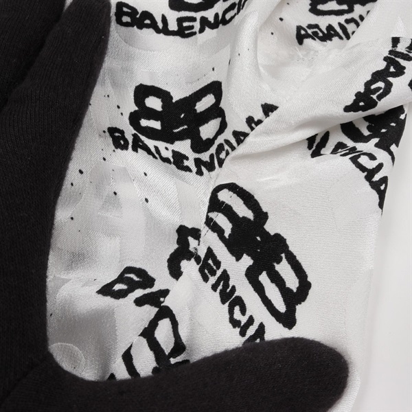 バレンシアガ(BALENCIAGA)バレンシアガ BBロゴ総柄 ワンピース 衣料品  