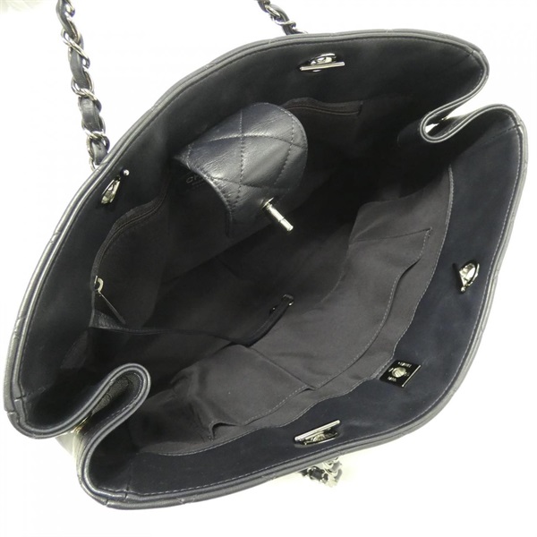 CHANELノベルティ　キルティング　ハンドバッグ CHANEL - CHANELノベルティ キルティングトートバッグの通販 by