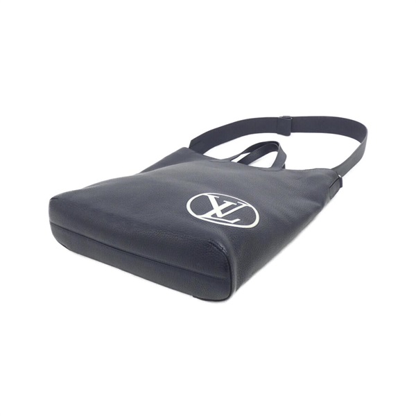 ルイ・ヴィトン(LOUIS VUITTON)ルイヴィトン トリヨン(LVサークル