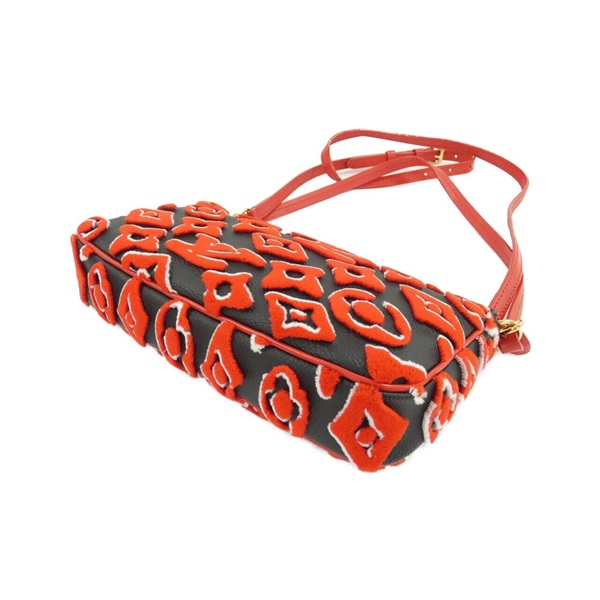 ルイ・ヴィトン(LOUIS VUITTON)ルイヴィトン LVxUF ポシェット アクセ ルイ・ヴィトン(LOUIS VUITTON)ルイヴィトン LVxUF ポシェット アクセ