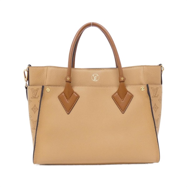 LOUIS VUITTON マヒナオンマイサイド　M21585 On My Side MM High End Leathers - Women - Handbags | LOUIS VUITTON ®