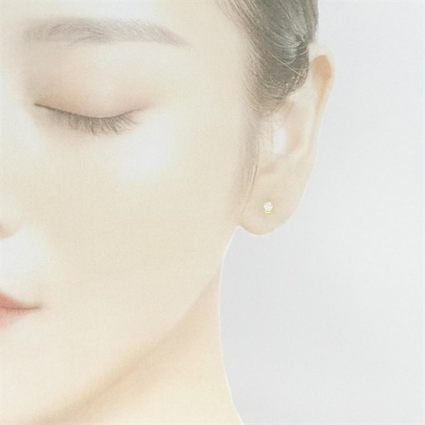 8/8.11時以降削除します。ティファニーバイザヤードピアス TIFFANY&Co. ティファニー バイザヤード ダイヤモンド ピアス