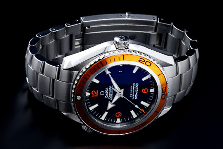 ステンレスベルトのシーマスター全貌